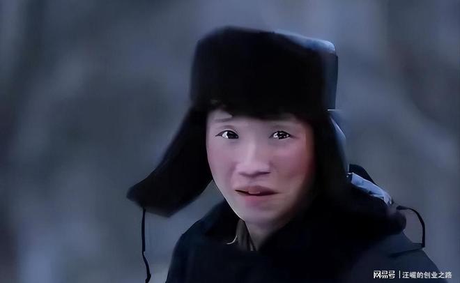 V0444JuEe1H1P9ZV.jpg