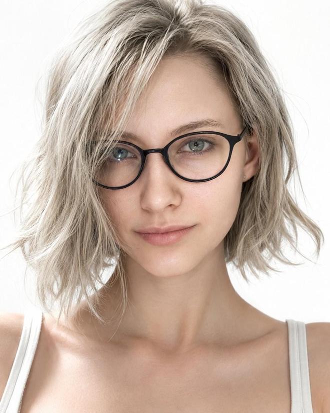O6bo7ocM604mB6Jb.jpg