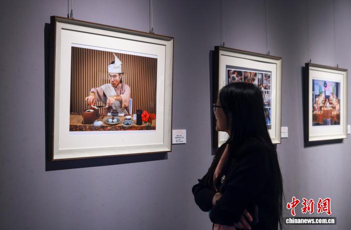 D8RfUy1f589jf5zY.jpg