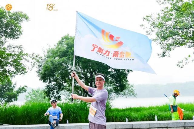 qeHHo1S6xPE5H50S.jpg