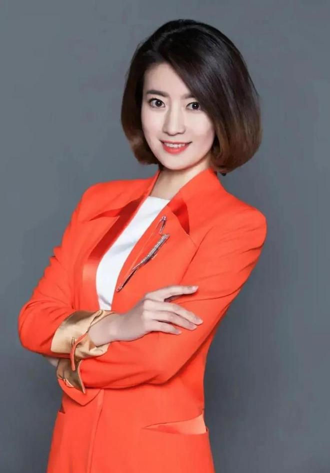 Gck4Cq9tHzdo495P.jpg