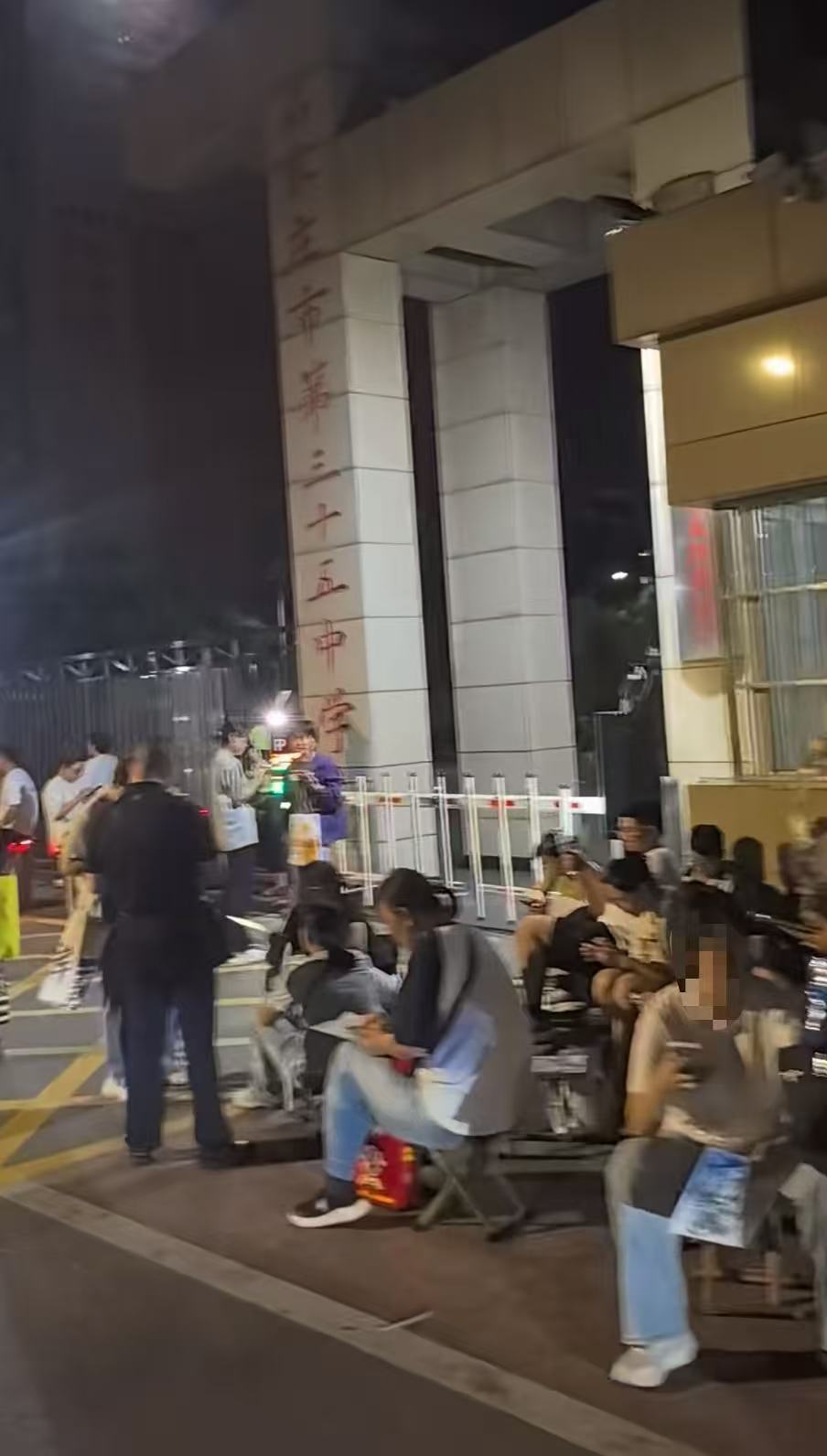 E66QqPYq6w6KPe22.jpg