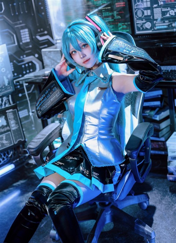cS973c5ChN5v9NzY.jpg